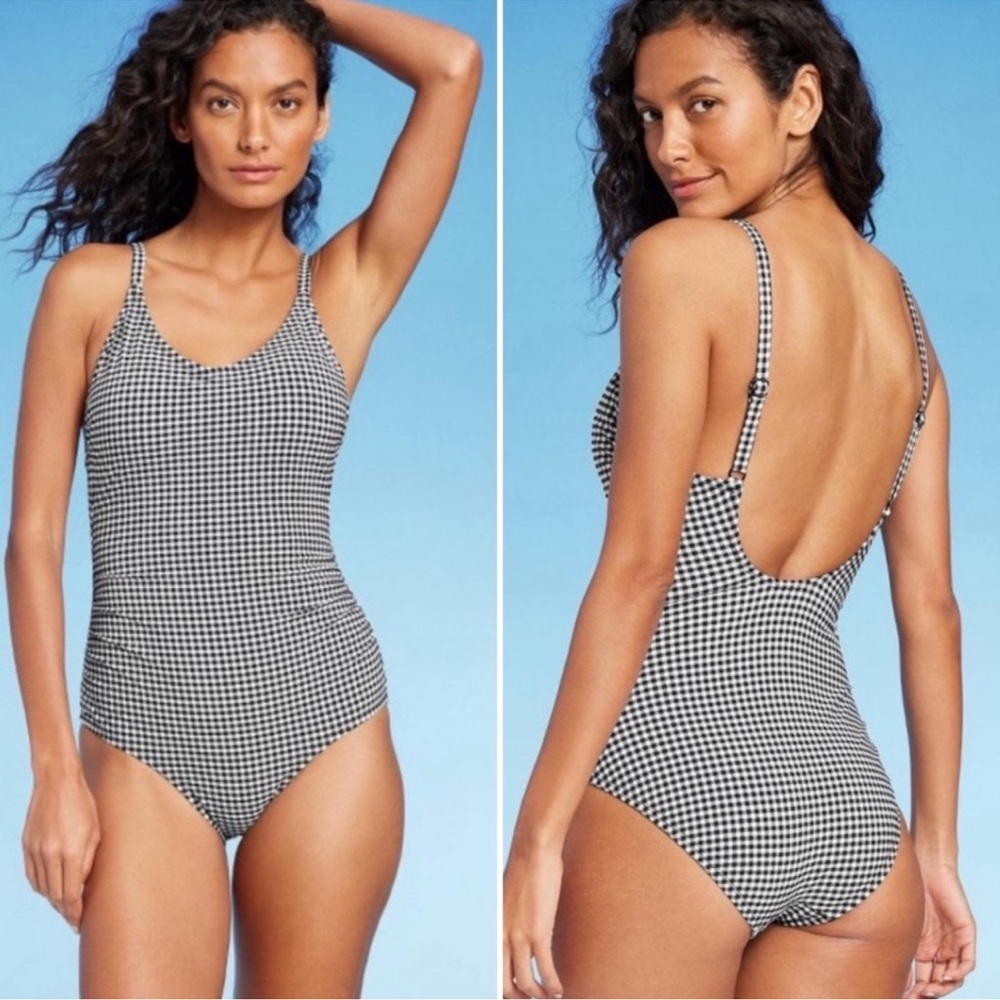 Kona Sol Textured Gingham Ruched Black/White Swimsuit/ Size: Small (4-6)